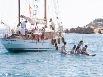 boat rentals barcelona processed